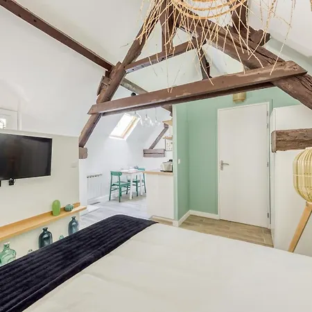 Lime Apartment
